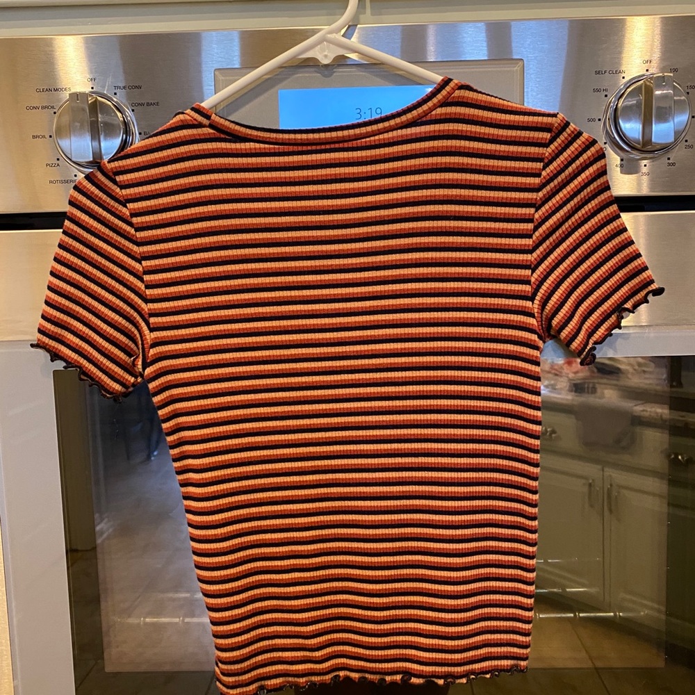 Shirt - Picture 2 of 2